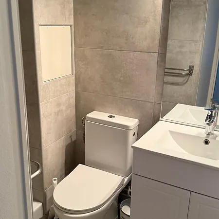 Avec Wifi Et Animaux Acceptes, Proche Des Thermes A - Fr-1-541-113 La Roche-Posay